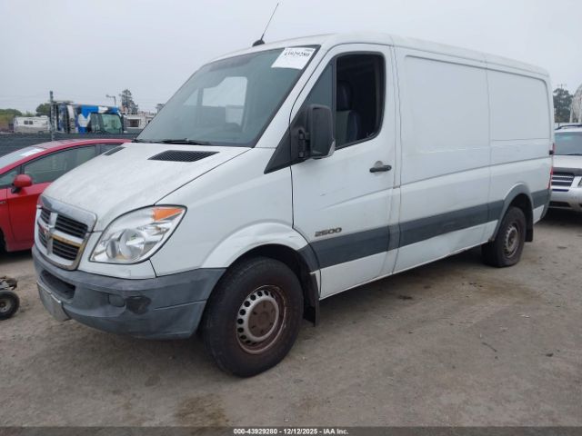Dodge Sprinter Van 2500 Image 15