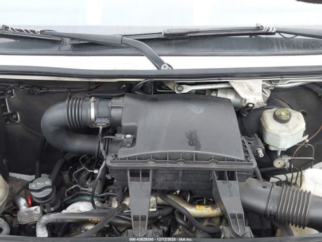 Dodge Sprinter Van 2500 Image 5