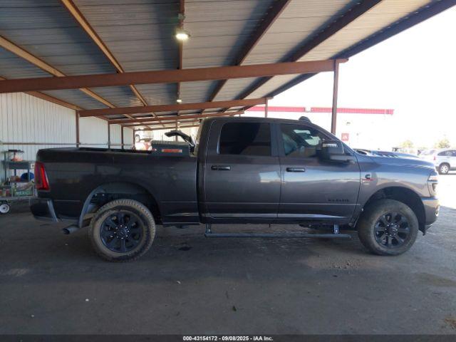 Ram 2500 Laramie  4x4 6'4 Box Image 12