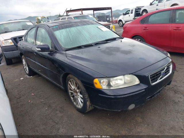 Volvo S60 2.5t Image 1