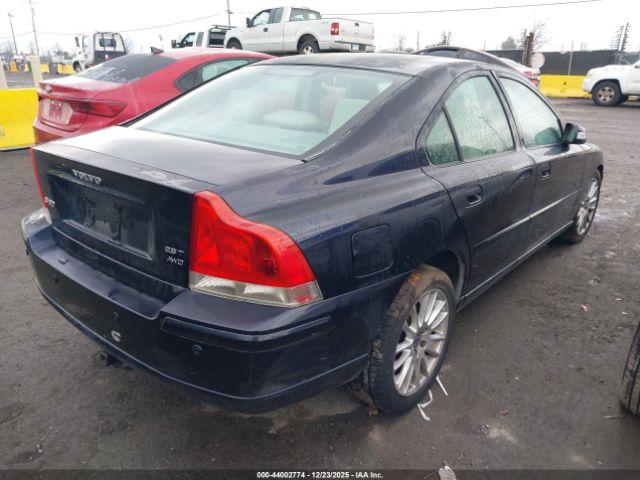Volvo S60 2.5t Image 4