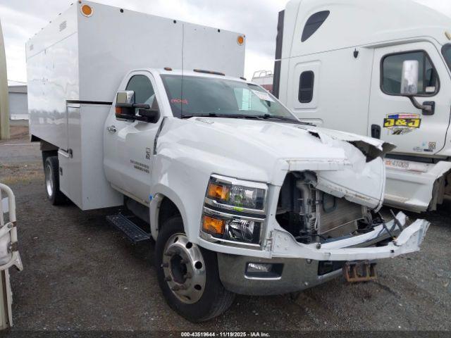  Salvage Chevrolet Silverado 6500hd