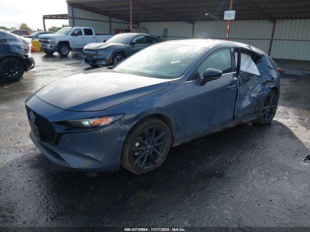 Mazda Mazda3 2.5 S Carbon Edition Image 4