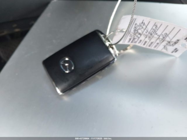 Mazda Mazda3 2.5 S Carbon Edition Image 8