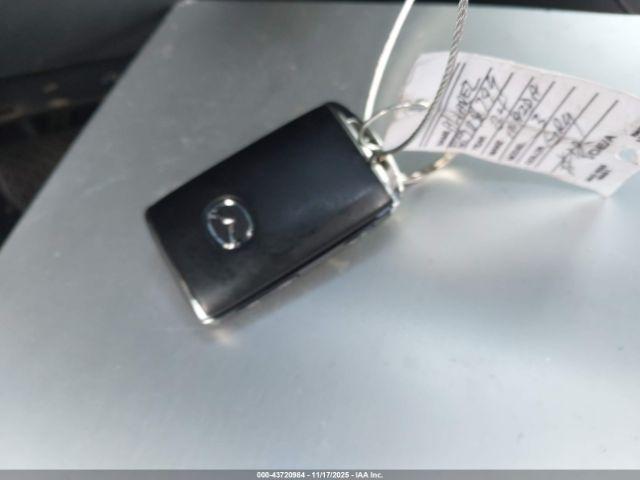 Mazda Mazda3 2.5 S Carbon Edition Image 8