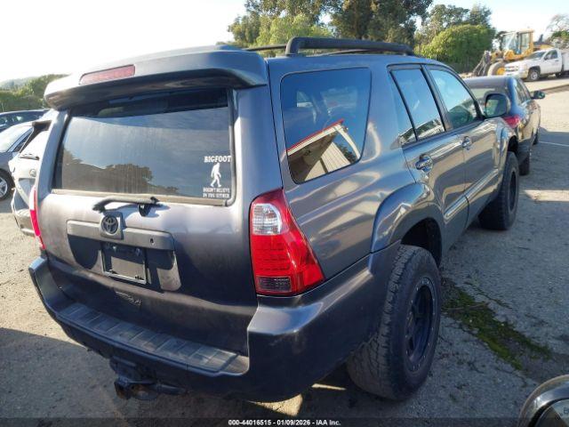 Toyota 4Runner Sport V8 Image 11