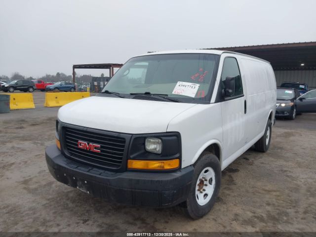 GMC Savana Work Van Image 5