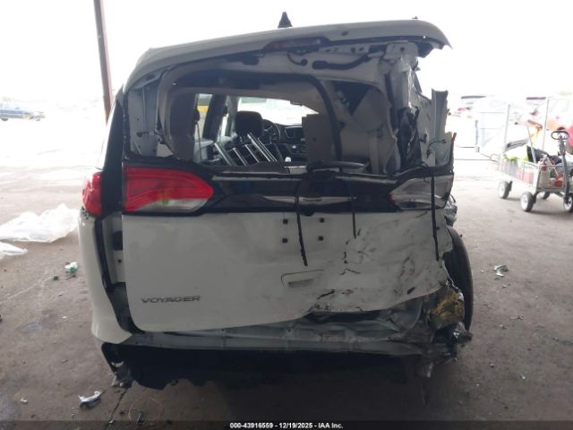 Chrysler Voyager Lx Image 16