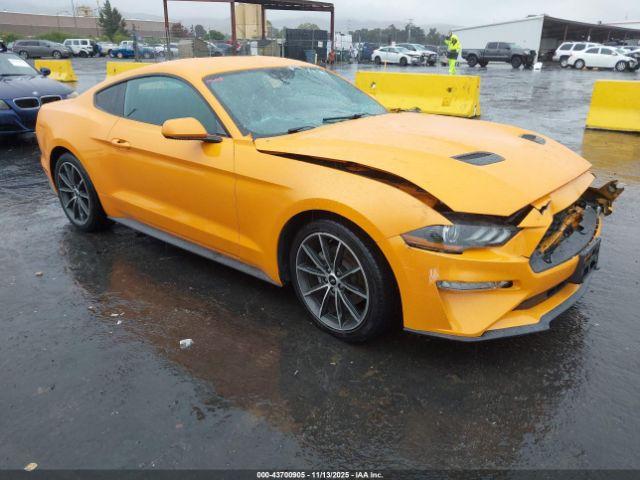  Salvage Ford Mustang