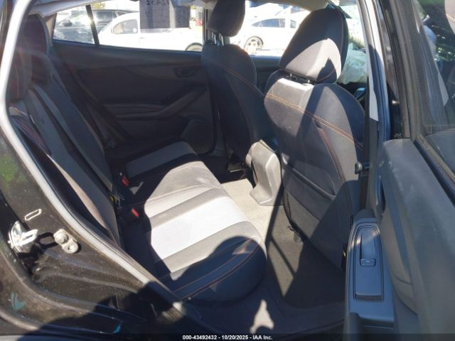 Subaru Crosstrek 2.0i Premium Image 5