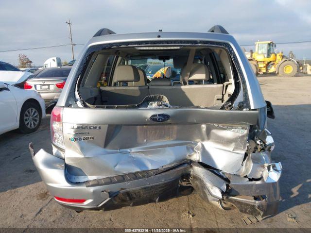 Subaru Forester 2.5x Premium Image 13