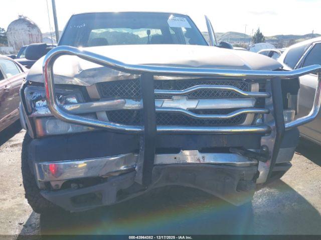 Chevrolet Silverado 2500 Ls Image 11