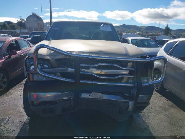 Chevrolet Silverado 2500 Ls Image 5