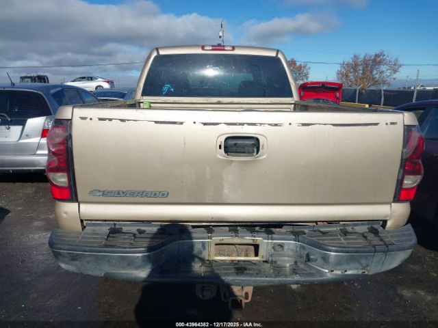 Chevrolet Silverado 2500 Ls Image 13