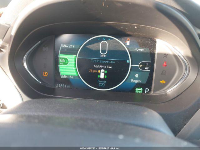 Chevrolet Bolt Fwd Premier Image 15