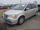 Chrysler Town & Country Touring-l Image 2