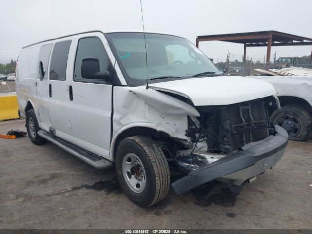 GMC Savana Work Van Image 1