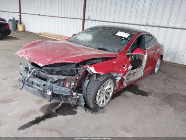 Tesla Model S Image 15