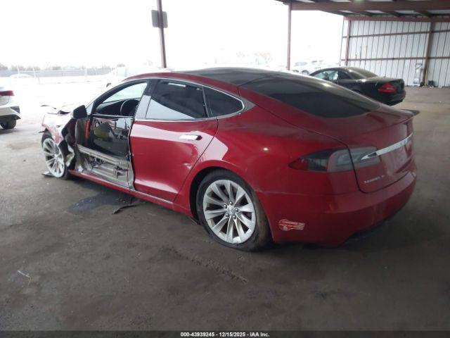 Tesla Model S Image 13
