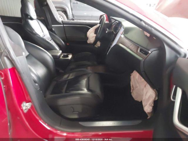 Tesla Model S Image 4