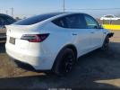 Tesla Model Y Long Range Dual Motor All-wheel Drive Image 9