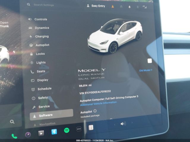 Tesla Model Y Long Range Dual Motor All-wheel Drive Image 10