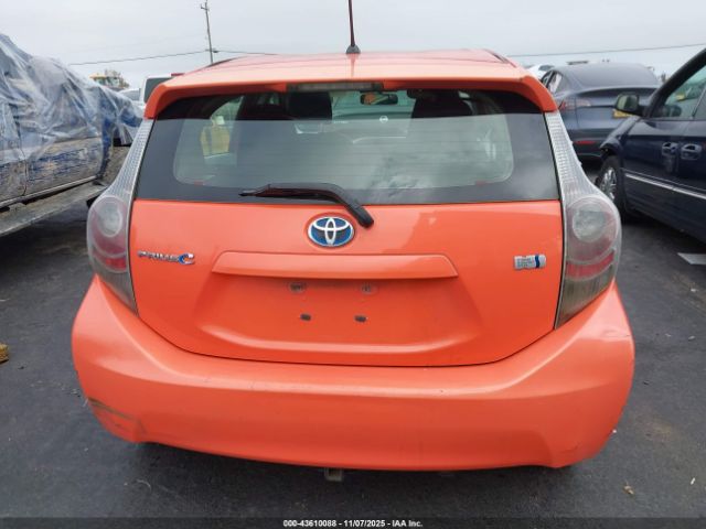 Toyota Prius c Two Image 15