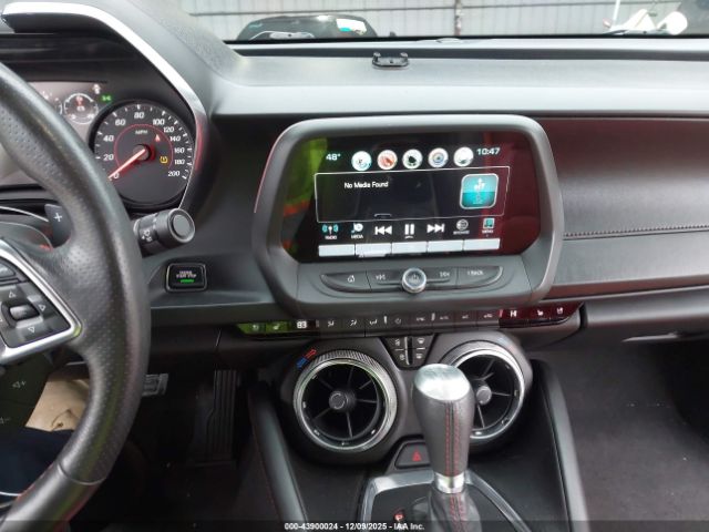 Chevrolet Camaro 2ss Image 11