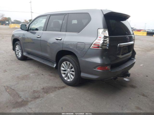 Lexus Gx Premium Image 3