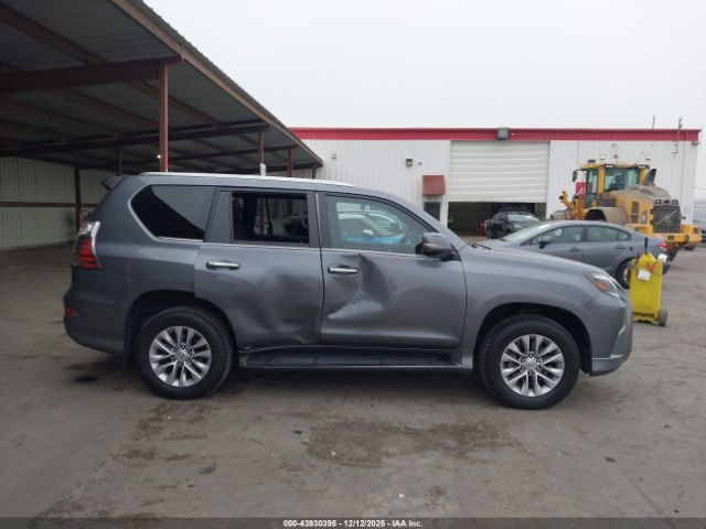 Lexus Gx Premium Image 4