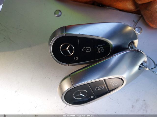 Mercedes-Benz EQS Image 4