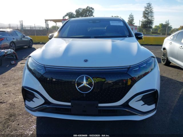 Mercedes-Benz EQS Image 15