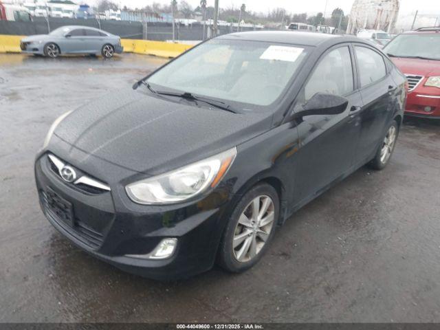 Hyundai ACCENT Gls Image 6