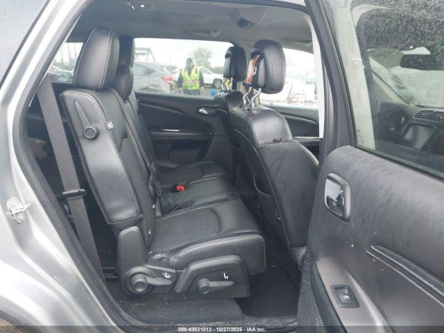 Dodge Journey Crossroad Image 5