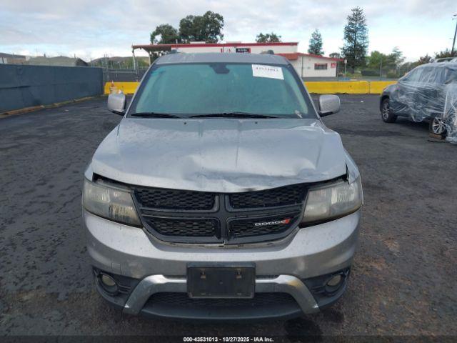 Dodge Journey Crossroad Image 11