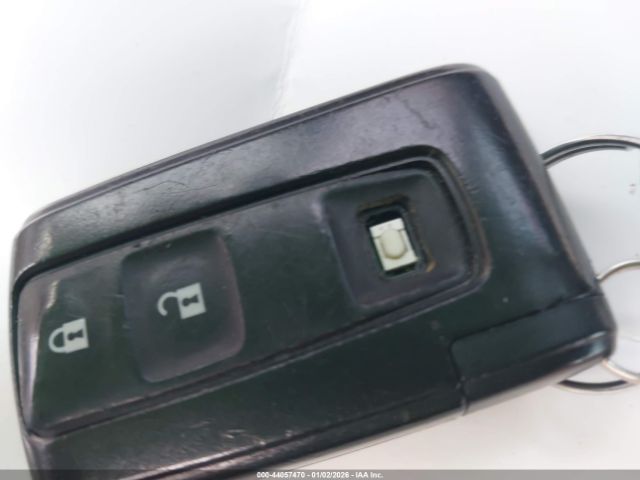 Toyota Prius Image 11