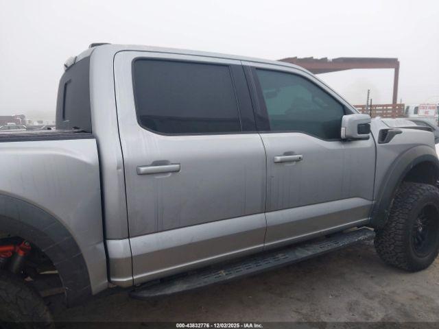 Ford F-150 Raptor Image 5