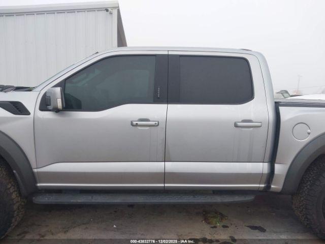 Ford F-150 Raptor Image 4