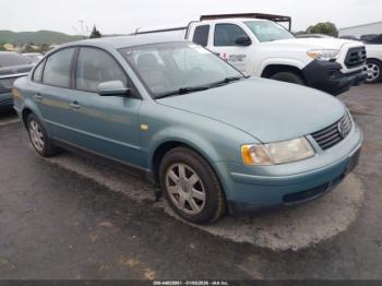  Salvage Volkswagen Passat
