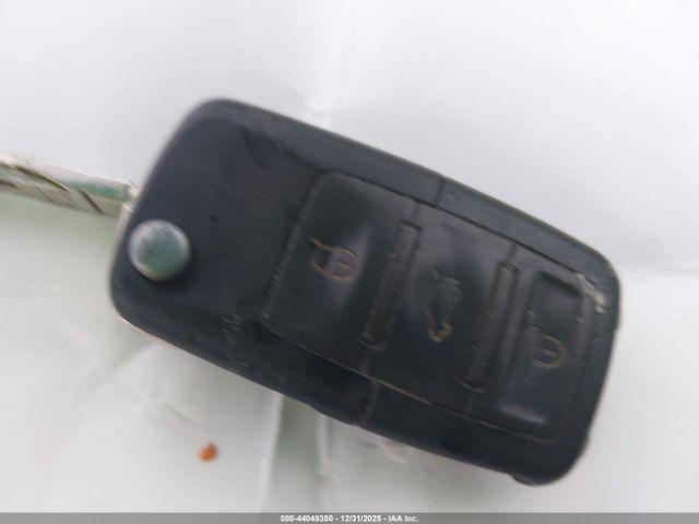 Volkswagen Beetle Gls Image 8