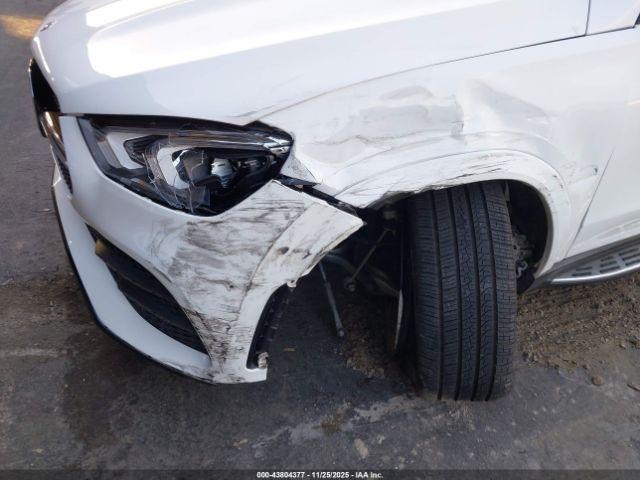 Mercedes-Benz GLE 4matic Image 11