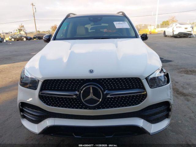 Mercedes-Benz GLE 4matic Image 8