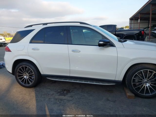 Mercedes-Benz GLE 4matic Image 15