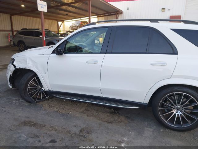 Mercedes-Benz GLE 4matic Image 9