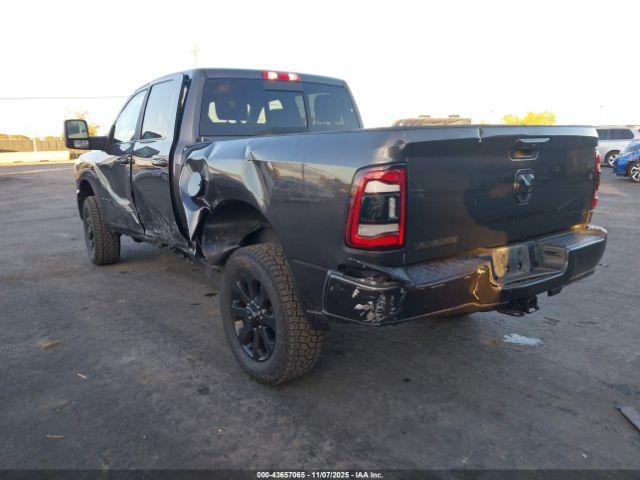 Ram 2500 Laramie  4x4 6'4 Box Image 2