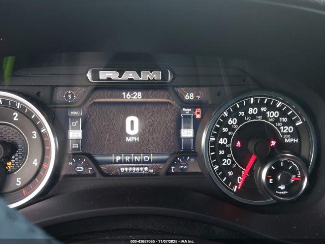 Ram 2500 Laramie  4x4 6'4 Box Image 11