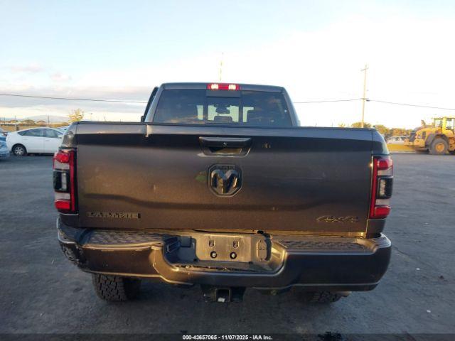 Ram 2500 Laramie  4x4 6'4 Box Image 14