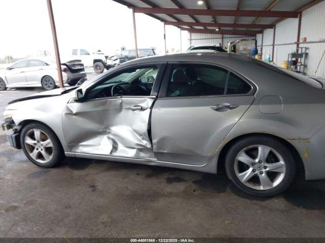Acura TSX 2.4 Image 13