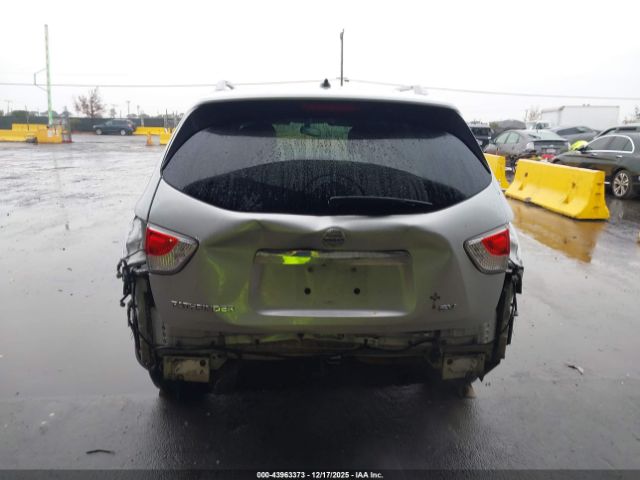 Nissan Pathfinder Image 16