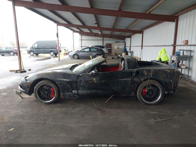 Chevrolet Corvette Image 13